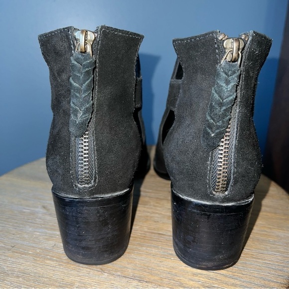 Able Gamboa Cut Out Ankle Booties - Picture 6 of 12